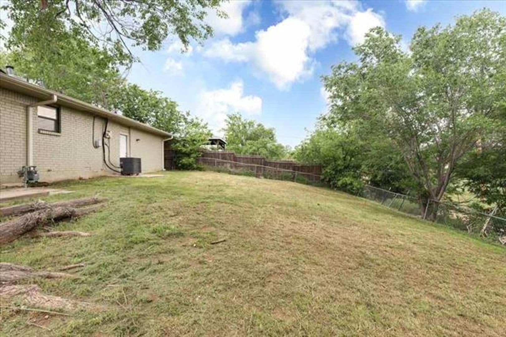 Lawton House: 2315 NW Austin Drive