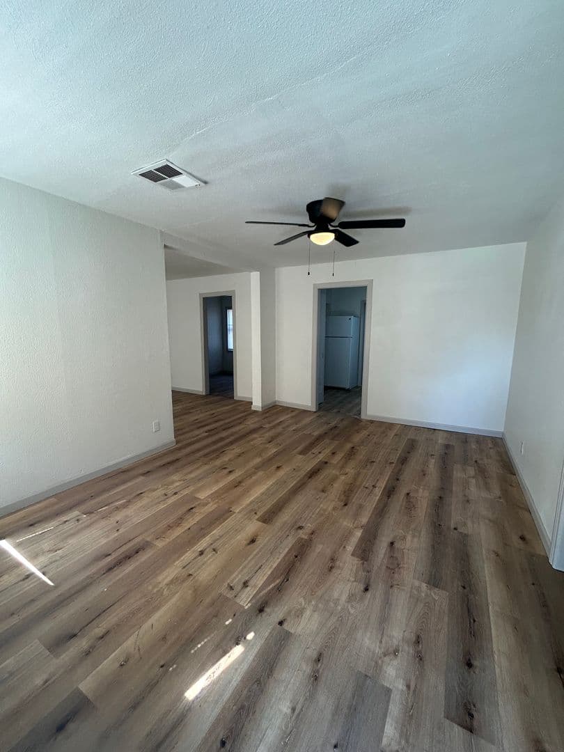 Lawton House: 1529 NW Smith