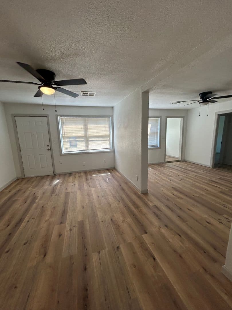 Lawton House: 1529 NW Smith
