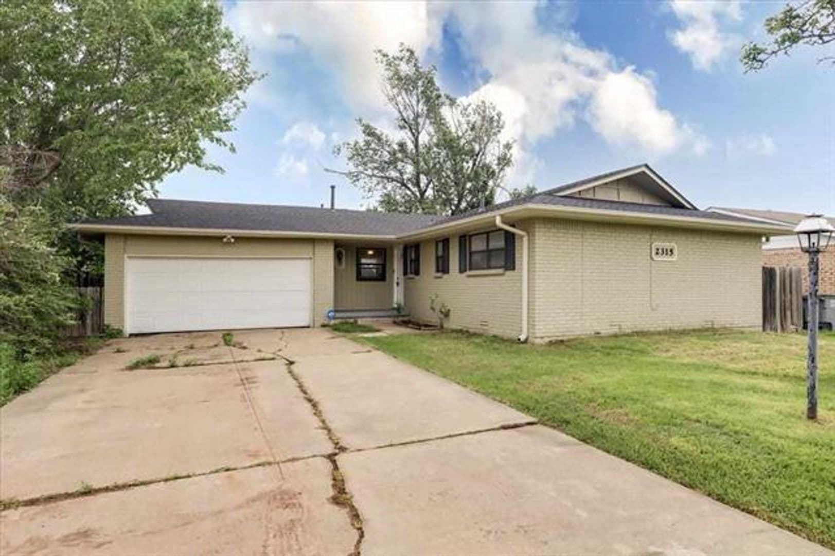 Lawton House: 2315 NW Austin Drive