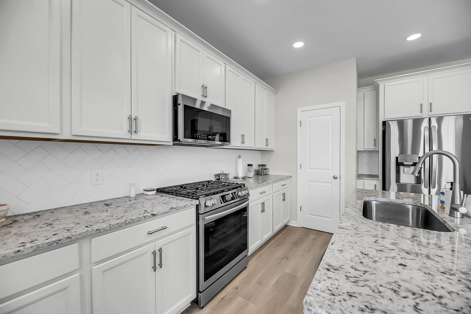 North Charleston House: 8713 Revival Road