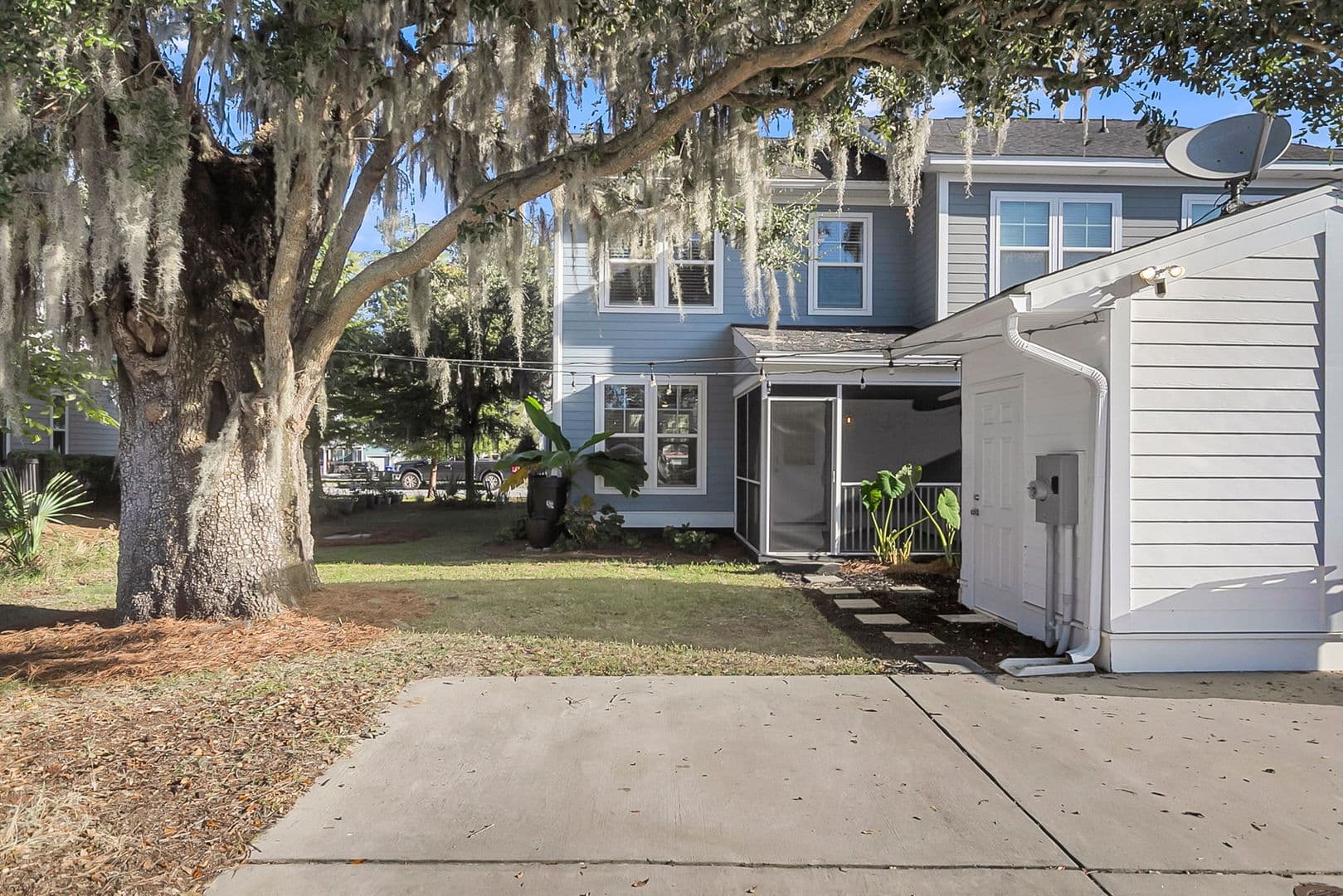 North Charleston Townhome: 5086 E Liberty Park Cirlce