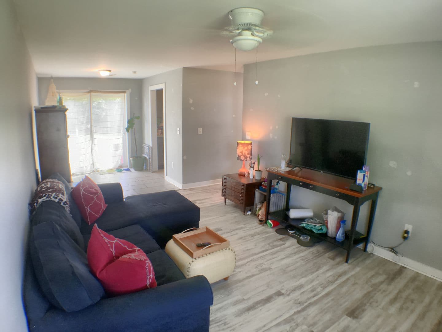 Charleston Apartment: 1556 Kemper Avenue Unit B