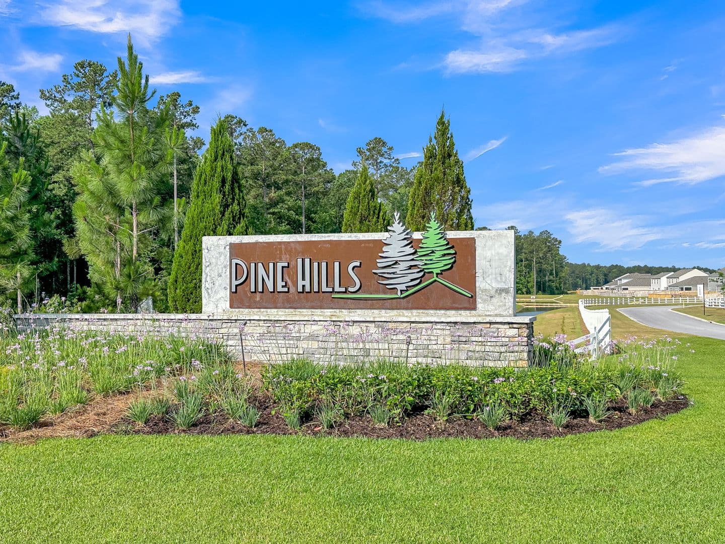 Summerville House: 509 Red Twig Rd