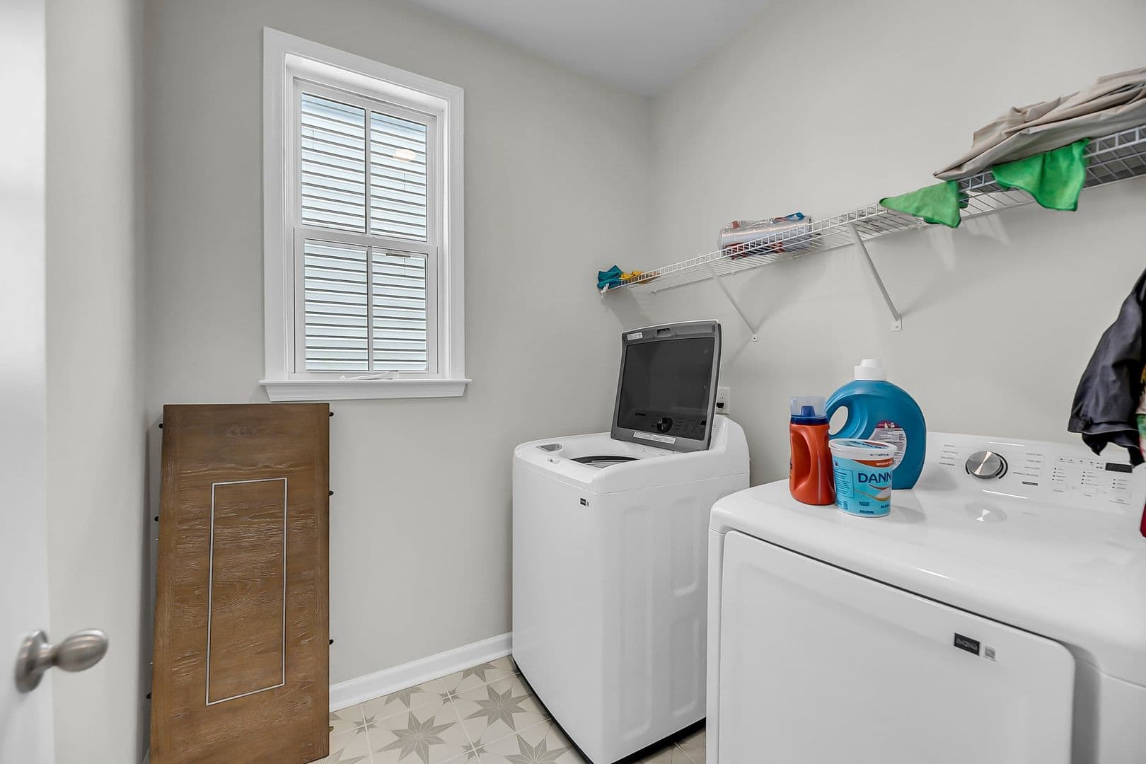 North Charleston House: 8713 Revival Road
