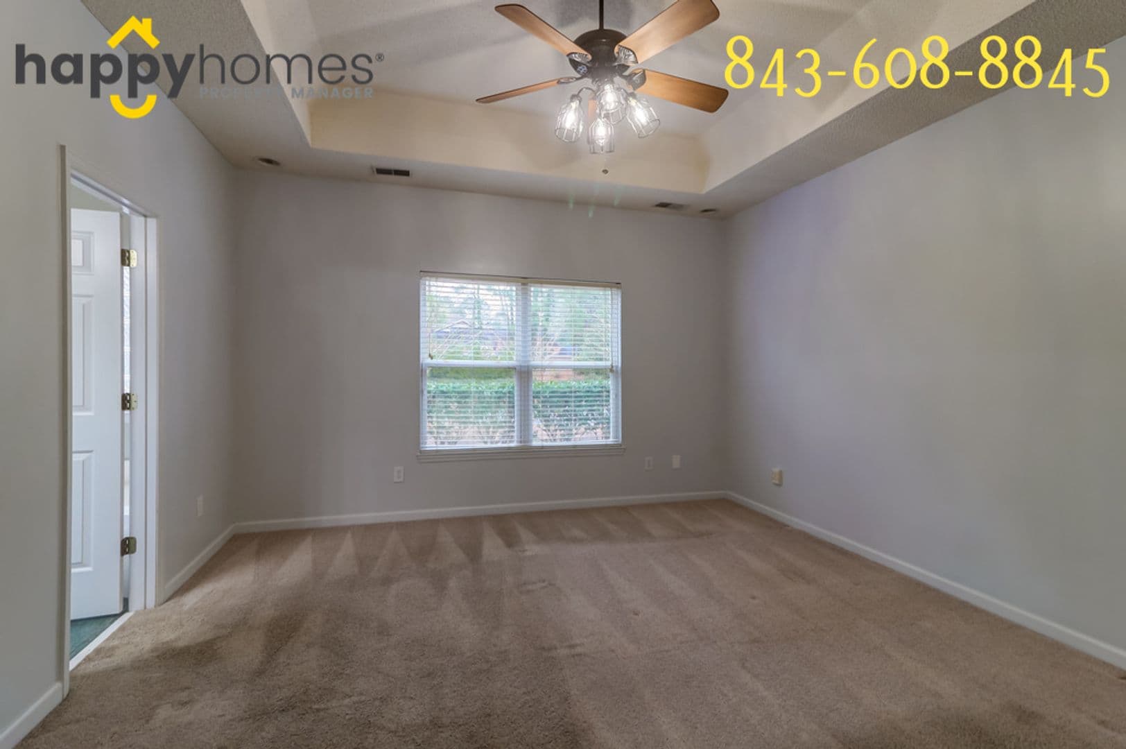 North Charleston House: 7896 Sabalridge Drive