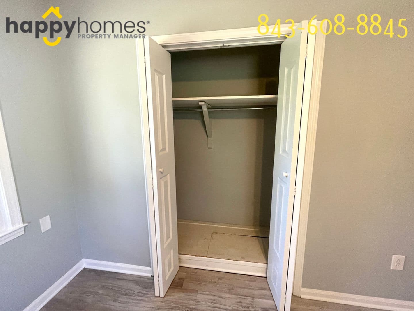 Charleston Apartment: 1559 Brookbank Avenue Unit A