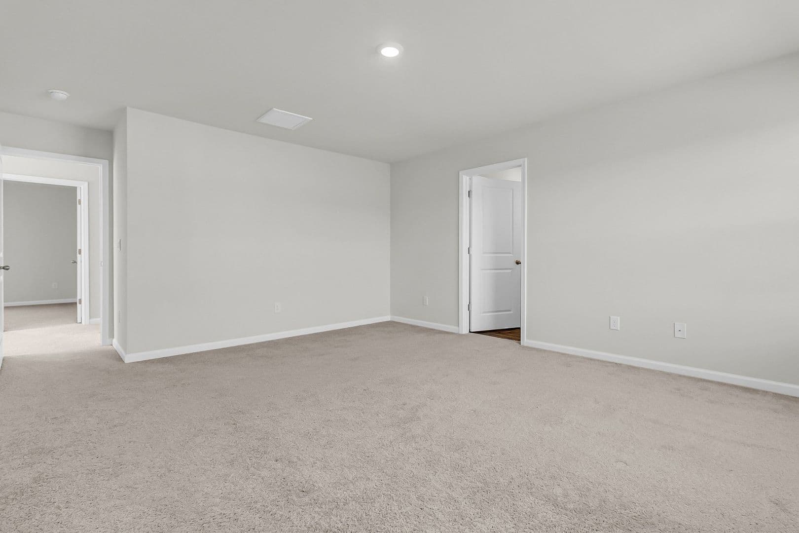 Summerville House: 509 Red Twig Rd