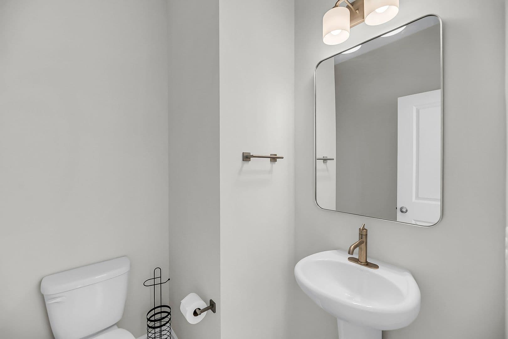 North Charleston House: 8713 Revival Road