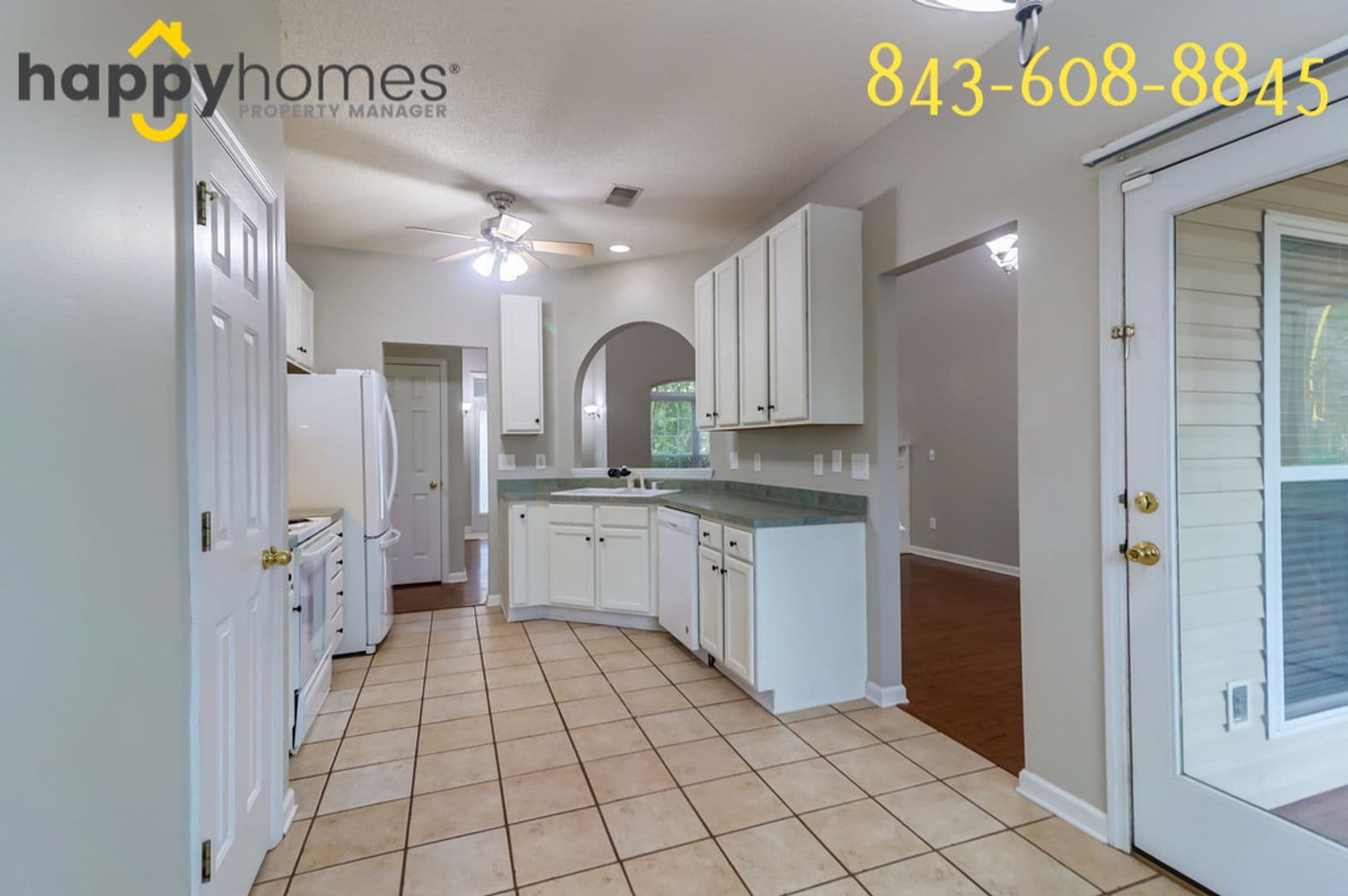 North Charleston House: 7896 Sabalridge Drive