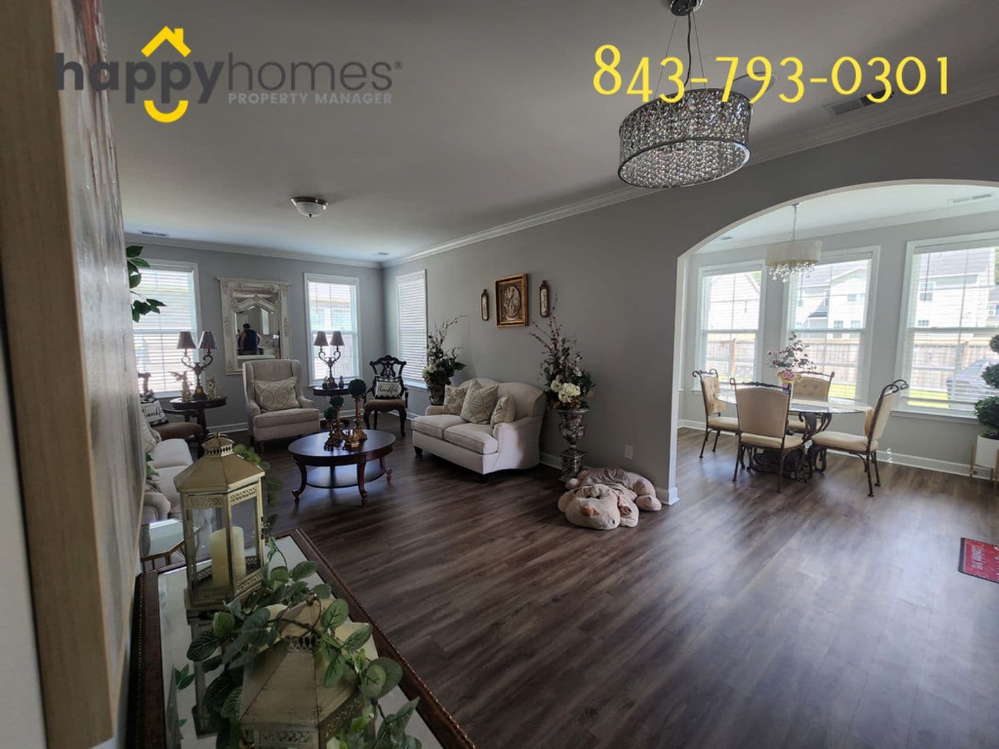 Summerville House: 123 Rouen Lane