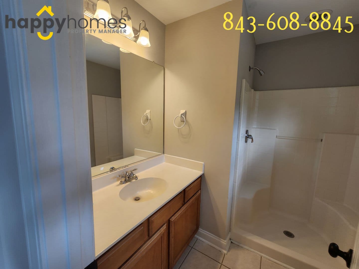 Summerville House: 111 Walden Ridge Way