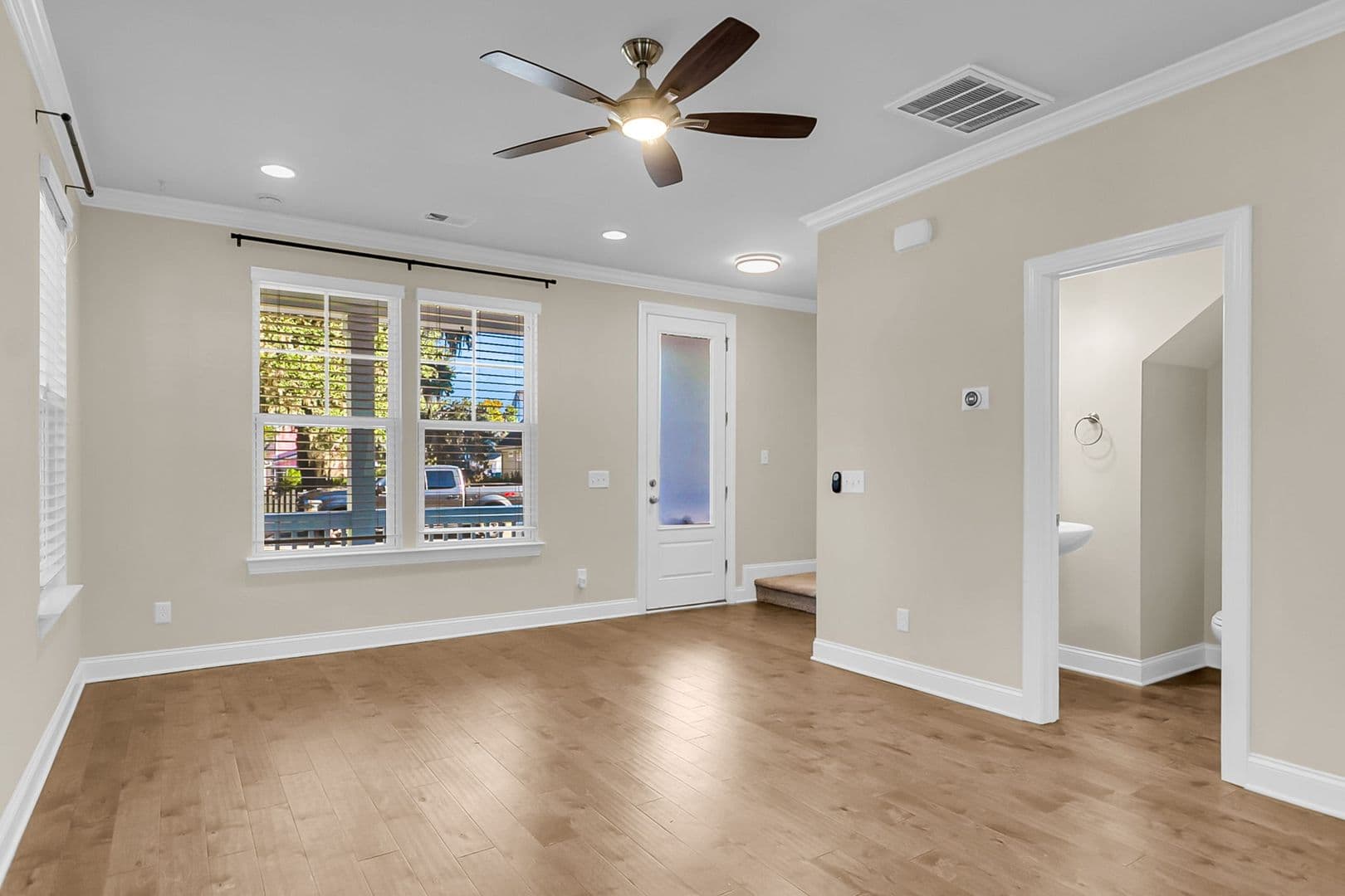North Charleston Townhome: 5086 E Liberty Park Cirlce