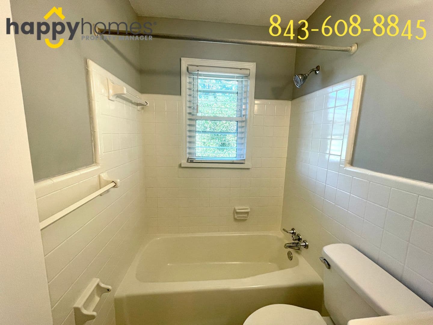 Charleston Apartment: 1559 Brookbank Avenue Unit A
