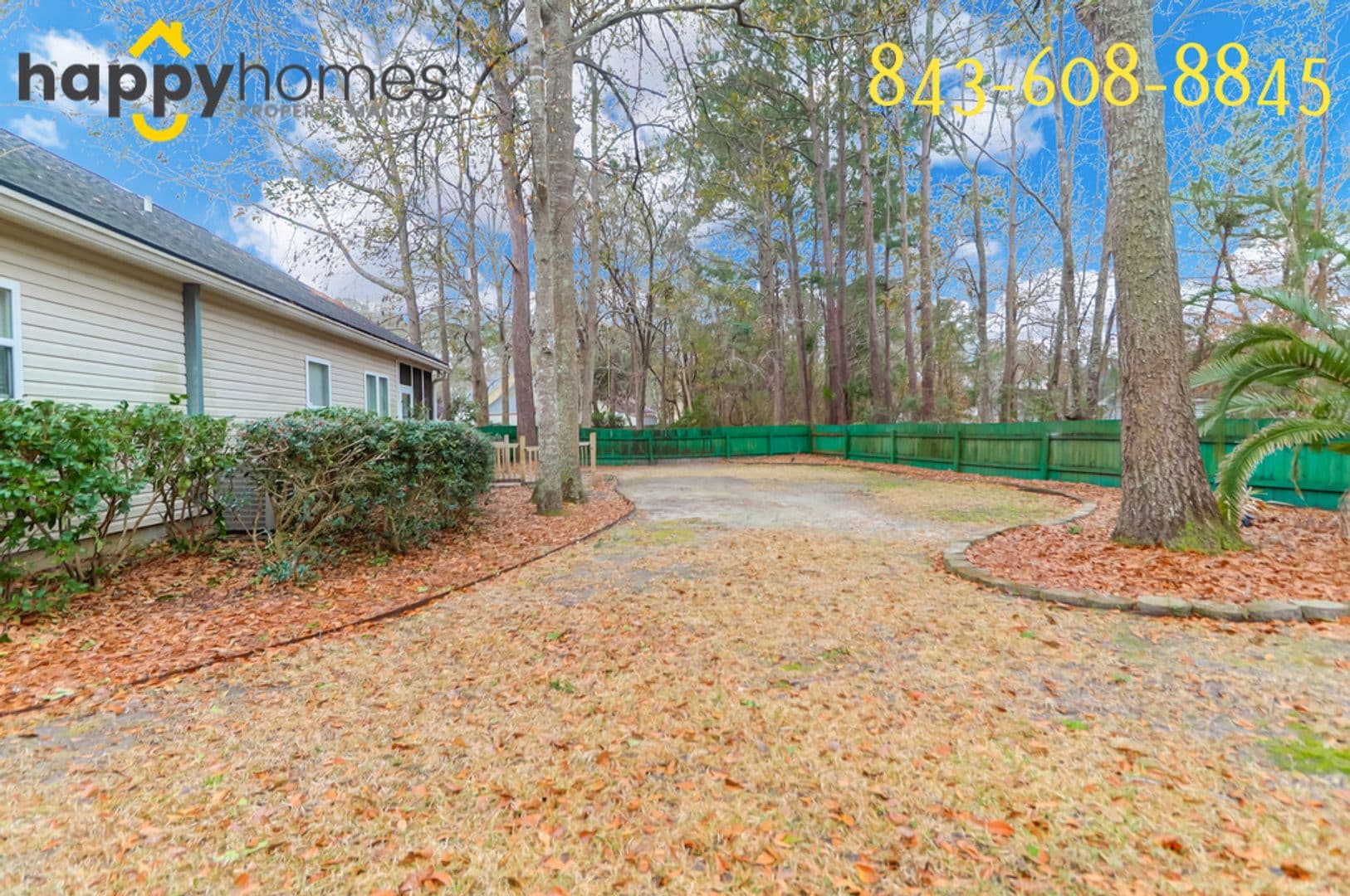 North Charleston House: 7896 Sabalridge Drive
