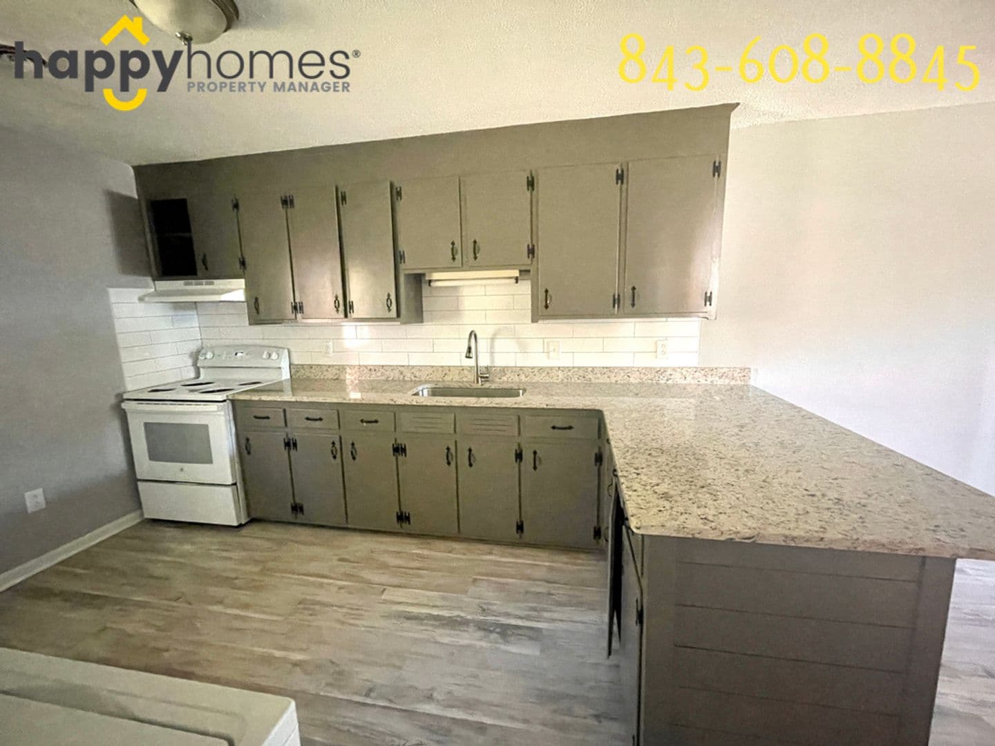 Charleston Apartment: 1559 Brookbank Avenue Unit A