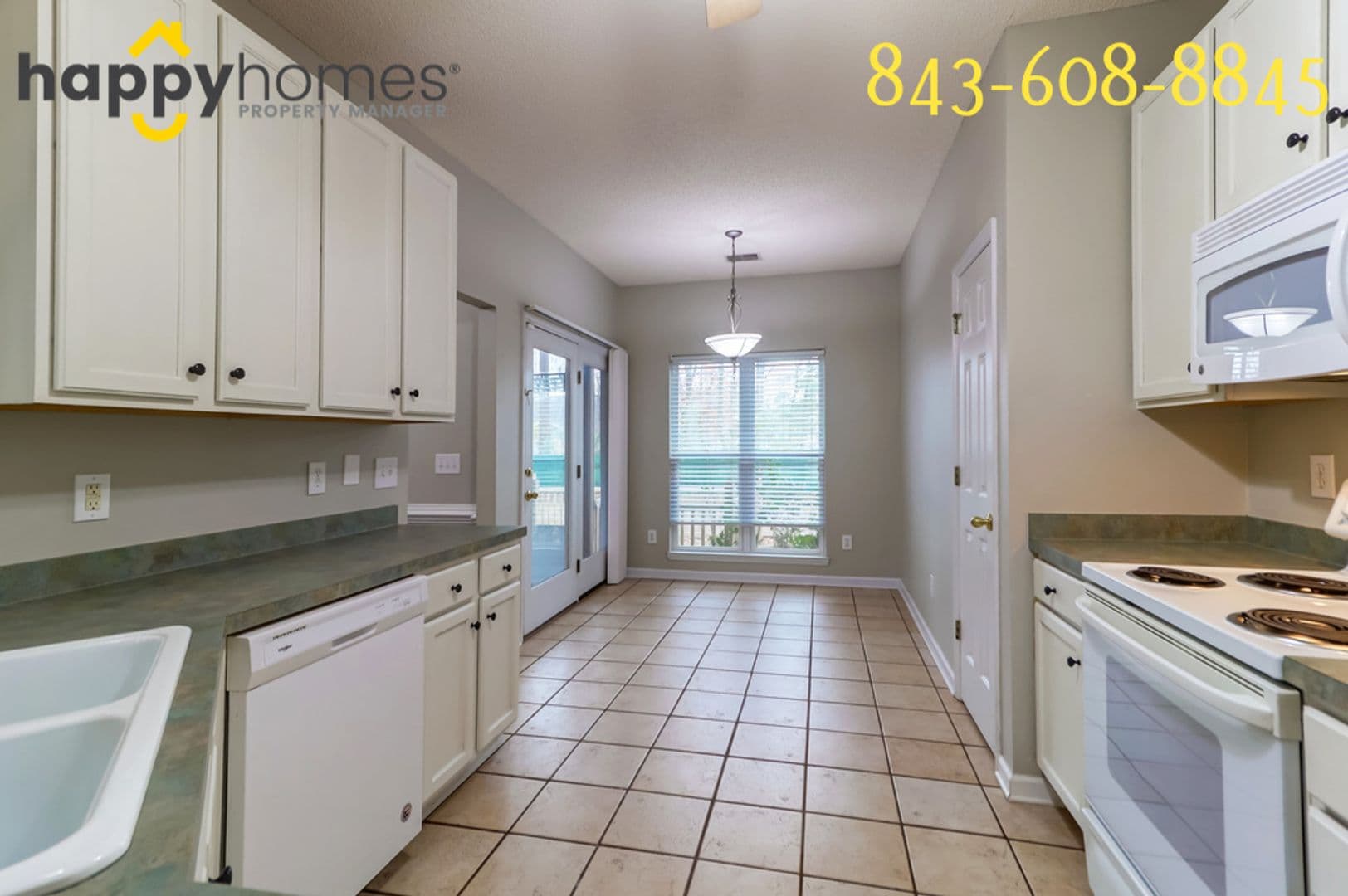 North Charleston House: 7896 Sabalridge Drive