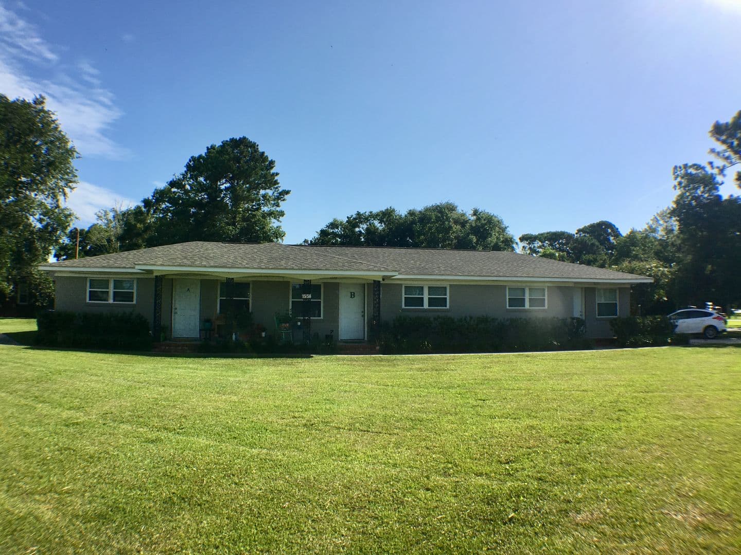 Charleston Apartment: 1556 Kemper Avenue Unit B