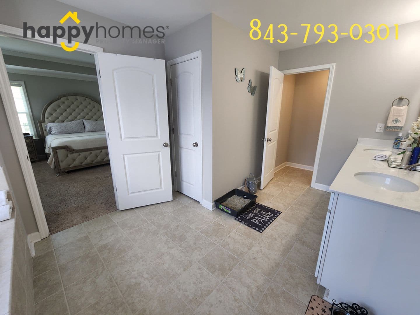 Summerville House: 123 Rouen Lane