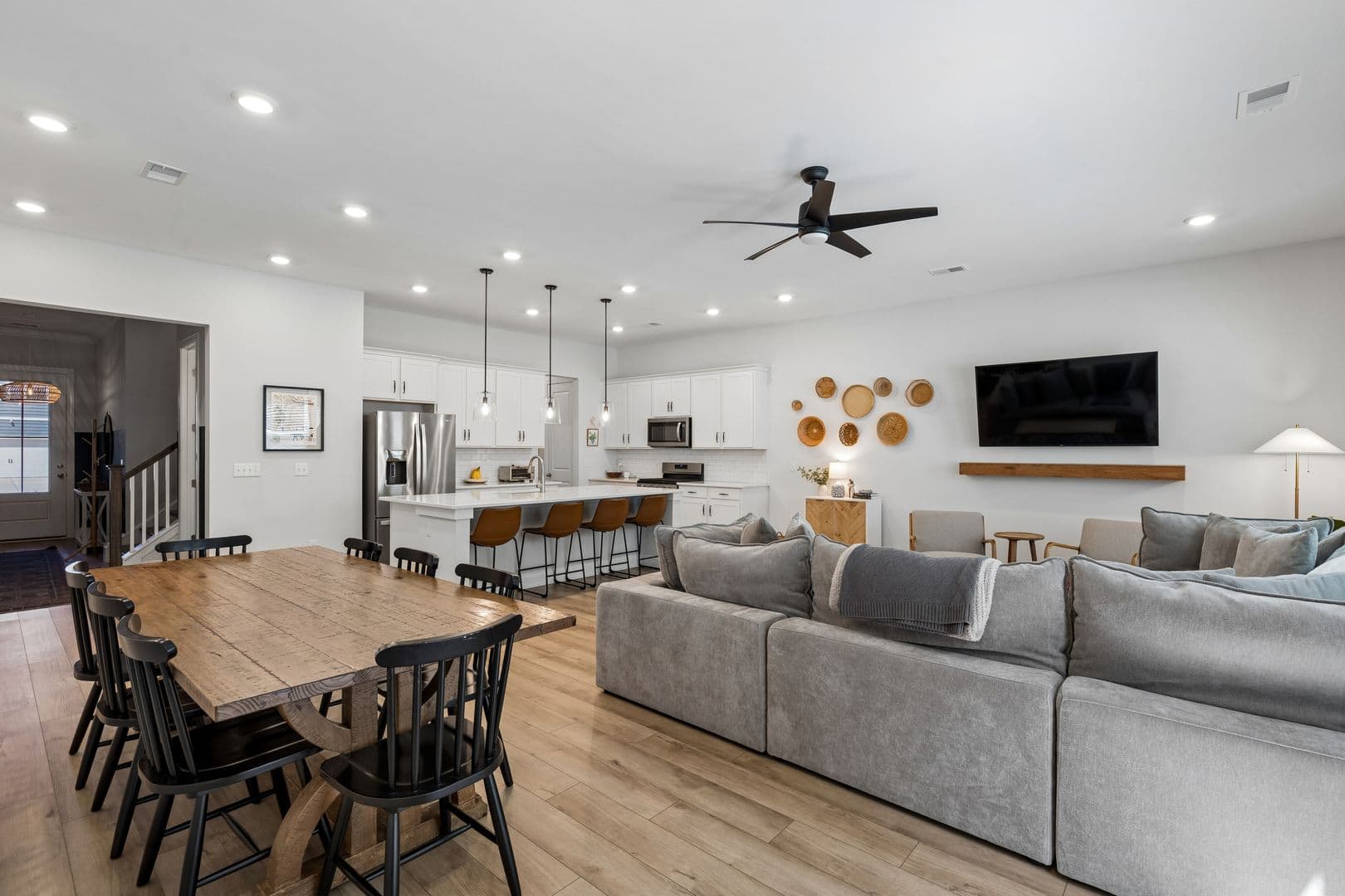 Mount Pleasant House: 3049 Emma Lane
