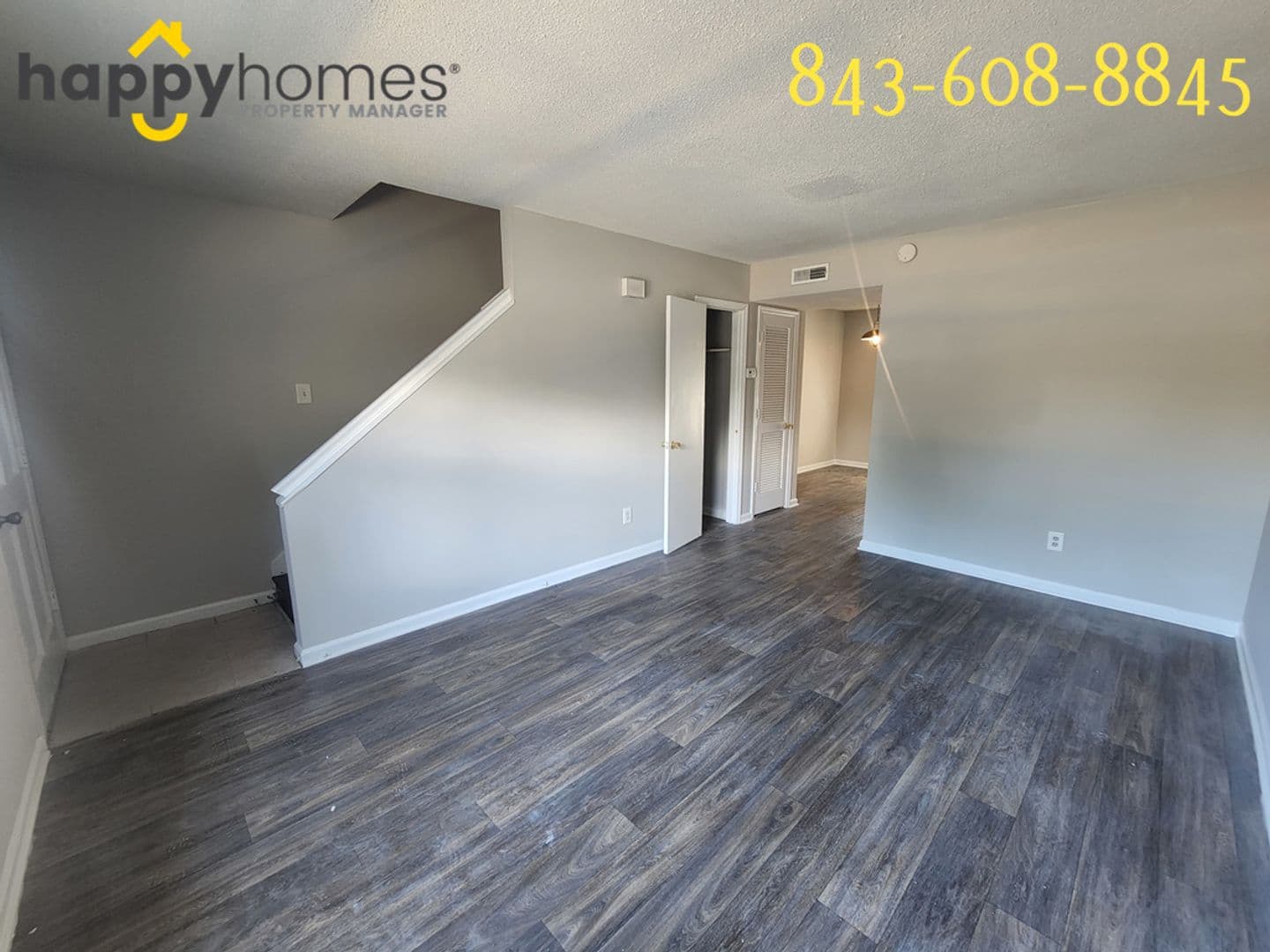 Charleston House: 921 Nabors Drive #1