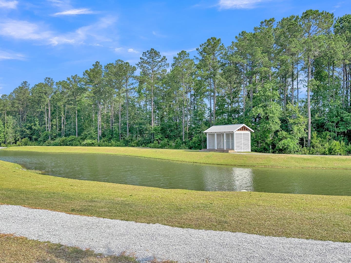 Summerville House: 509 Red Twig Rd