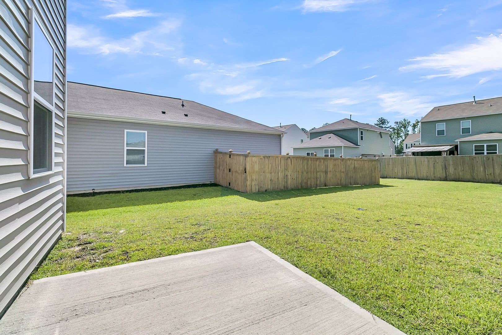 Summerville House: 509 Red Twig Rd