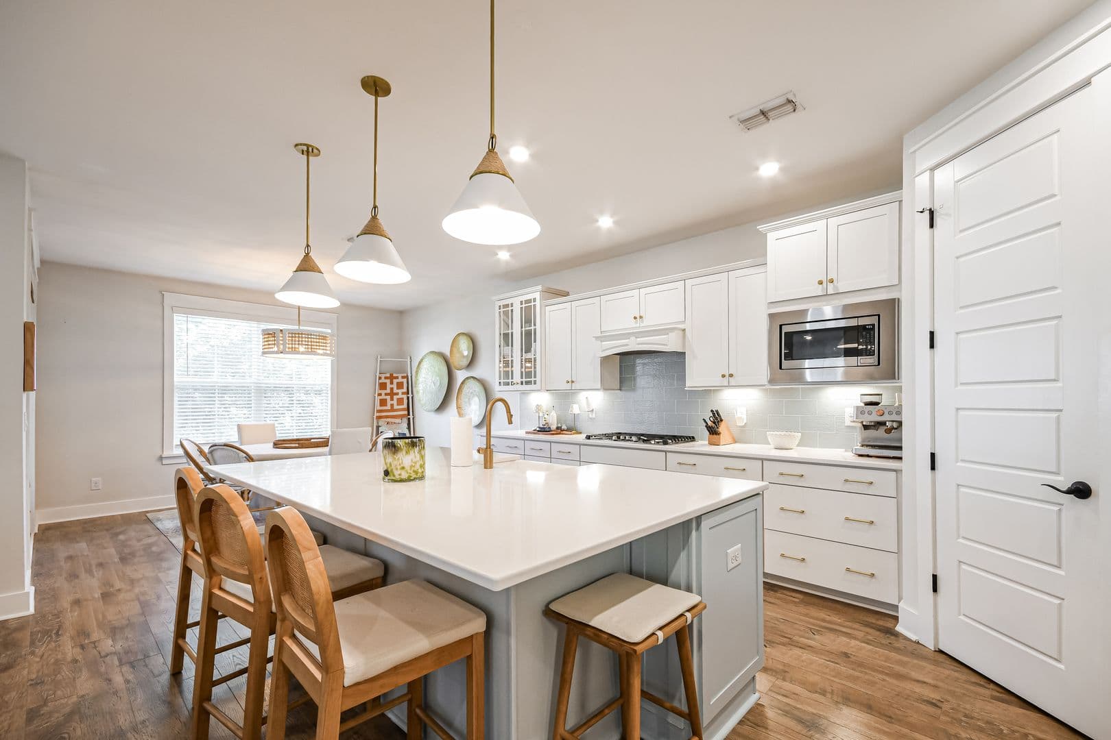 Mount Pleasant House: 2242 Tillage Street