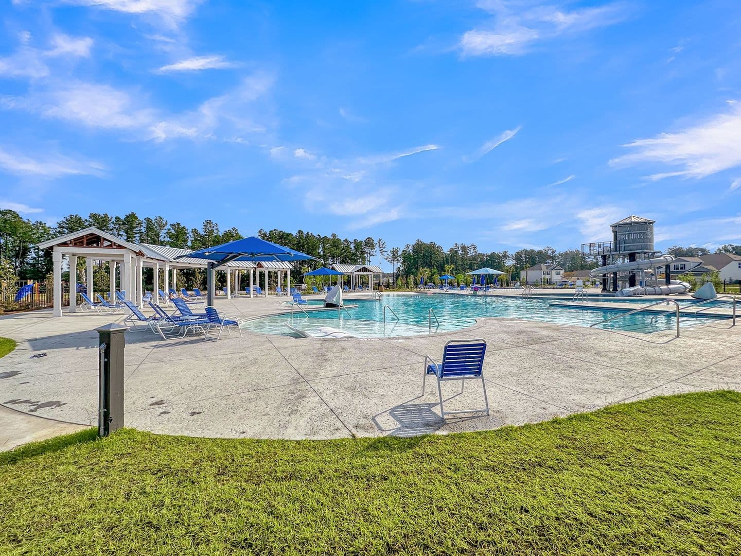 Summerville House: 509 Red Twig Rd