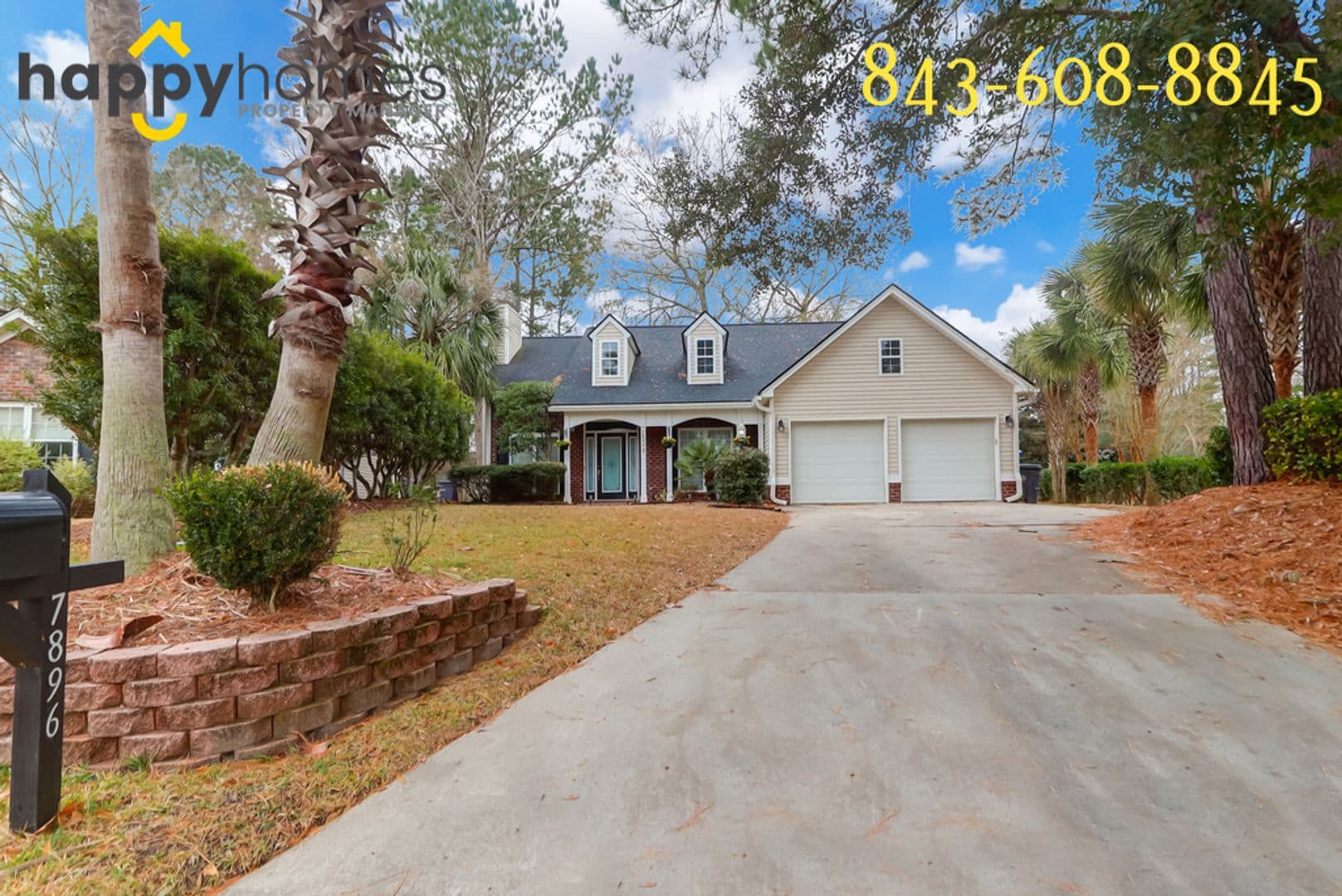 North Charleston House: 7896 Sabalridge Drive