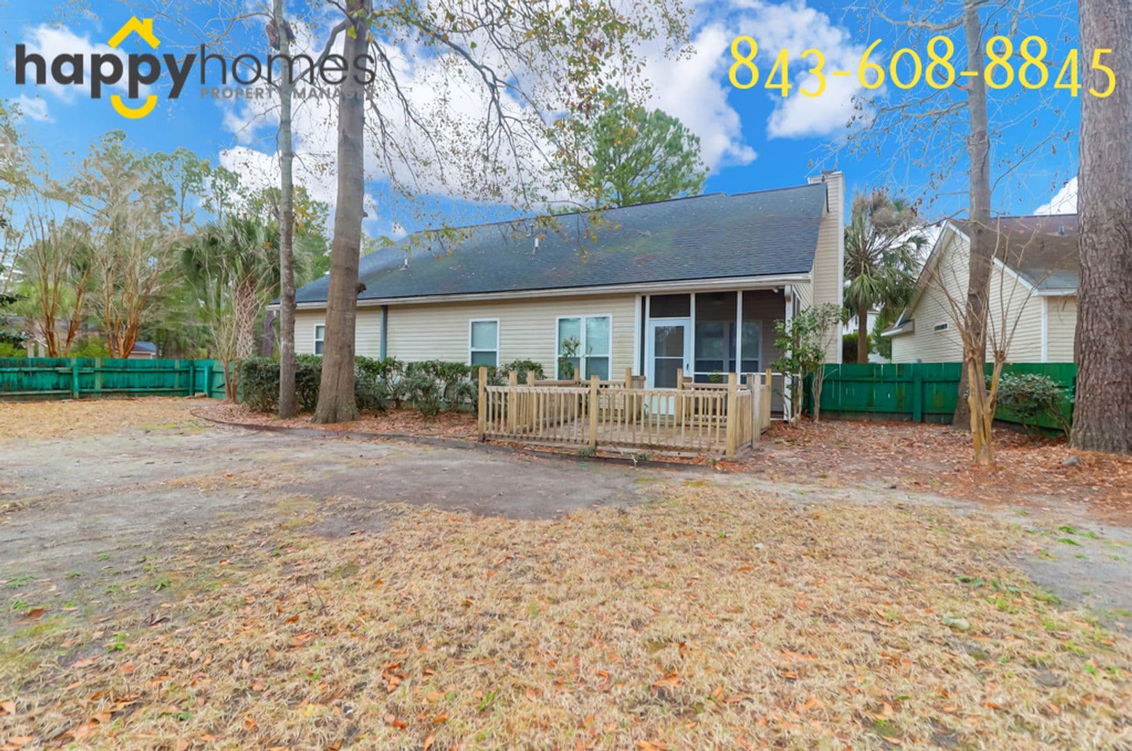 North Charleston House: 7896 Sabalridge Drive