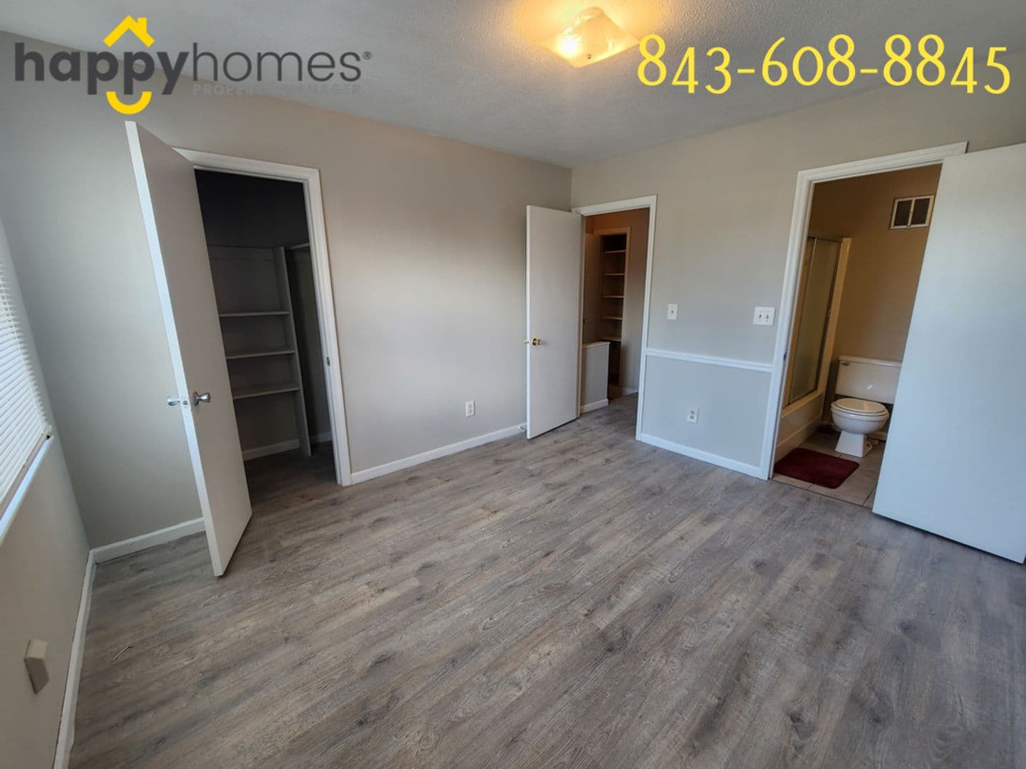 Charleston House: 921 Nabors Drive #1