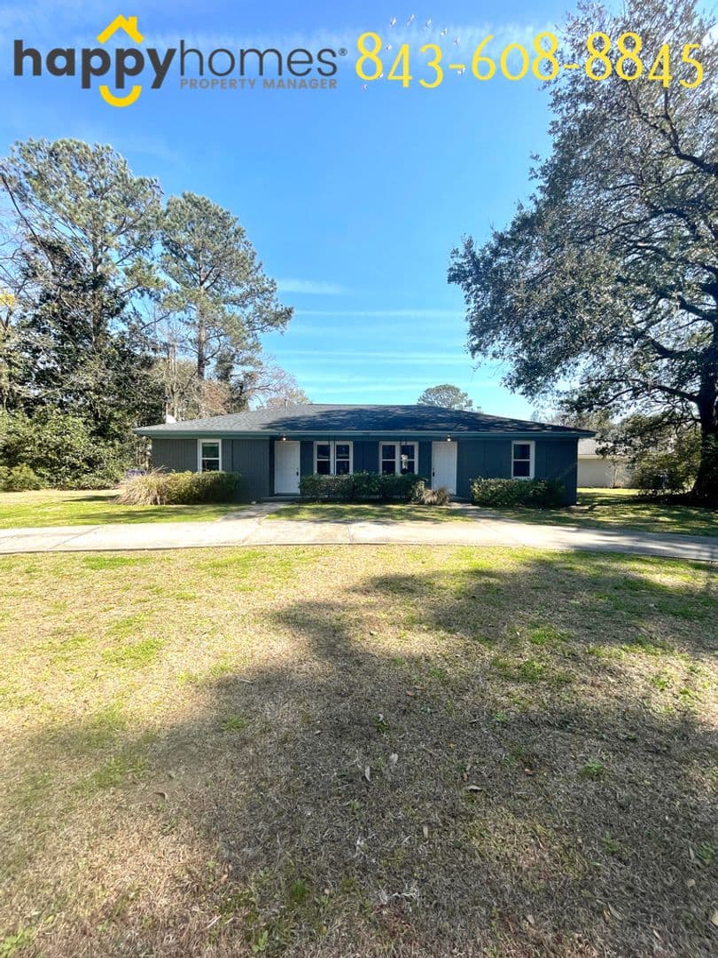 Charleston Apartment: 1559 Brookbank Avenue Unit A