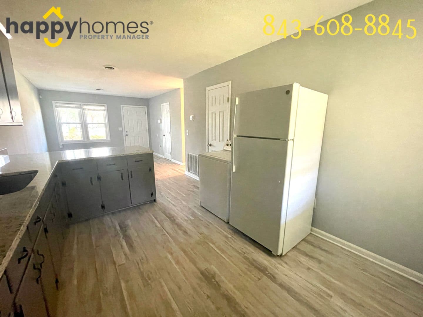 Charleston Apartment: 1559 Brookbank Avenue Unit A