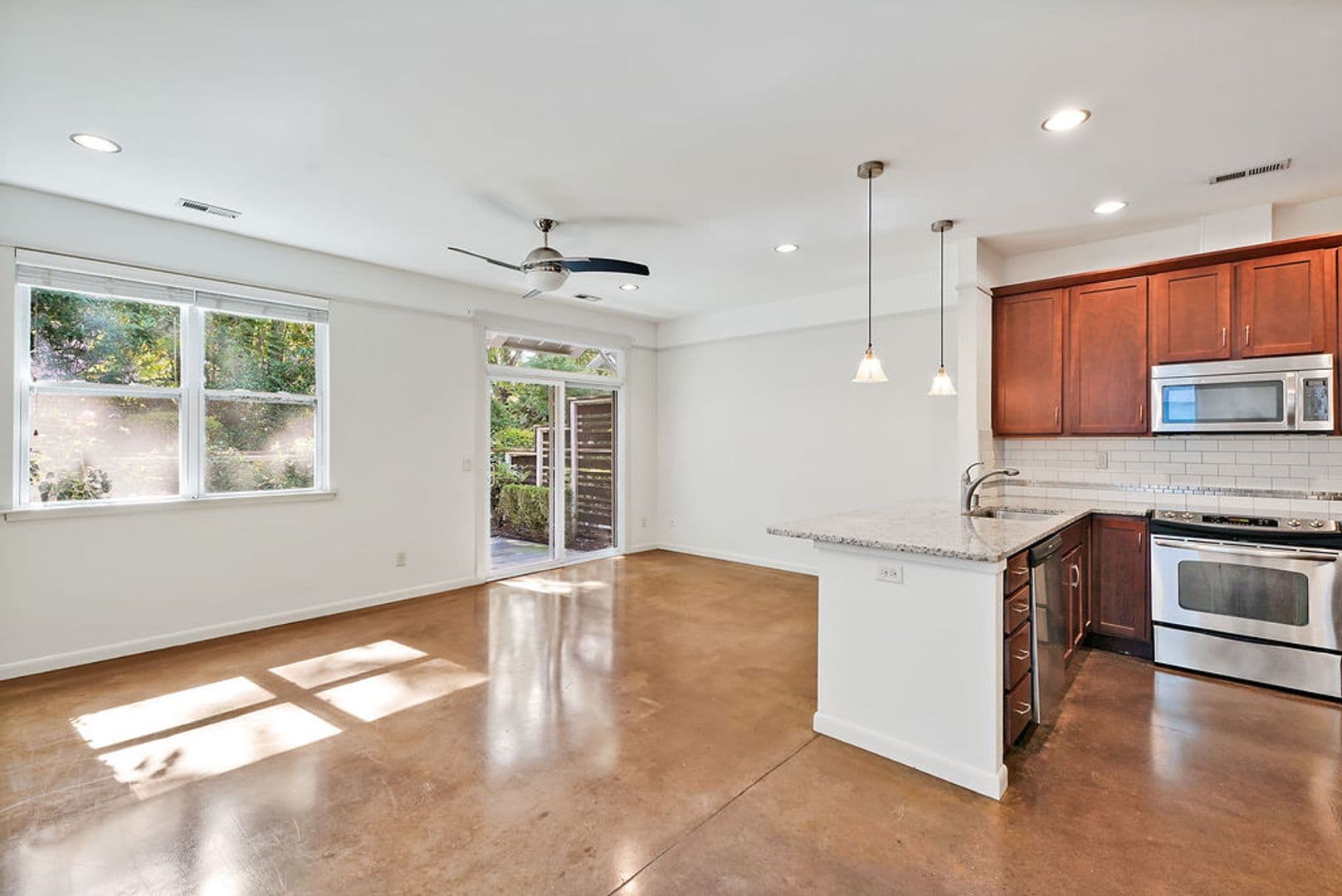 Wilmington Apartment: Fenway Lane