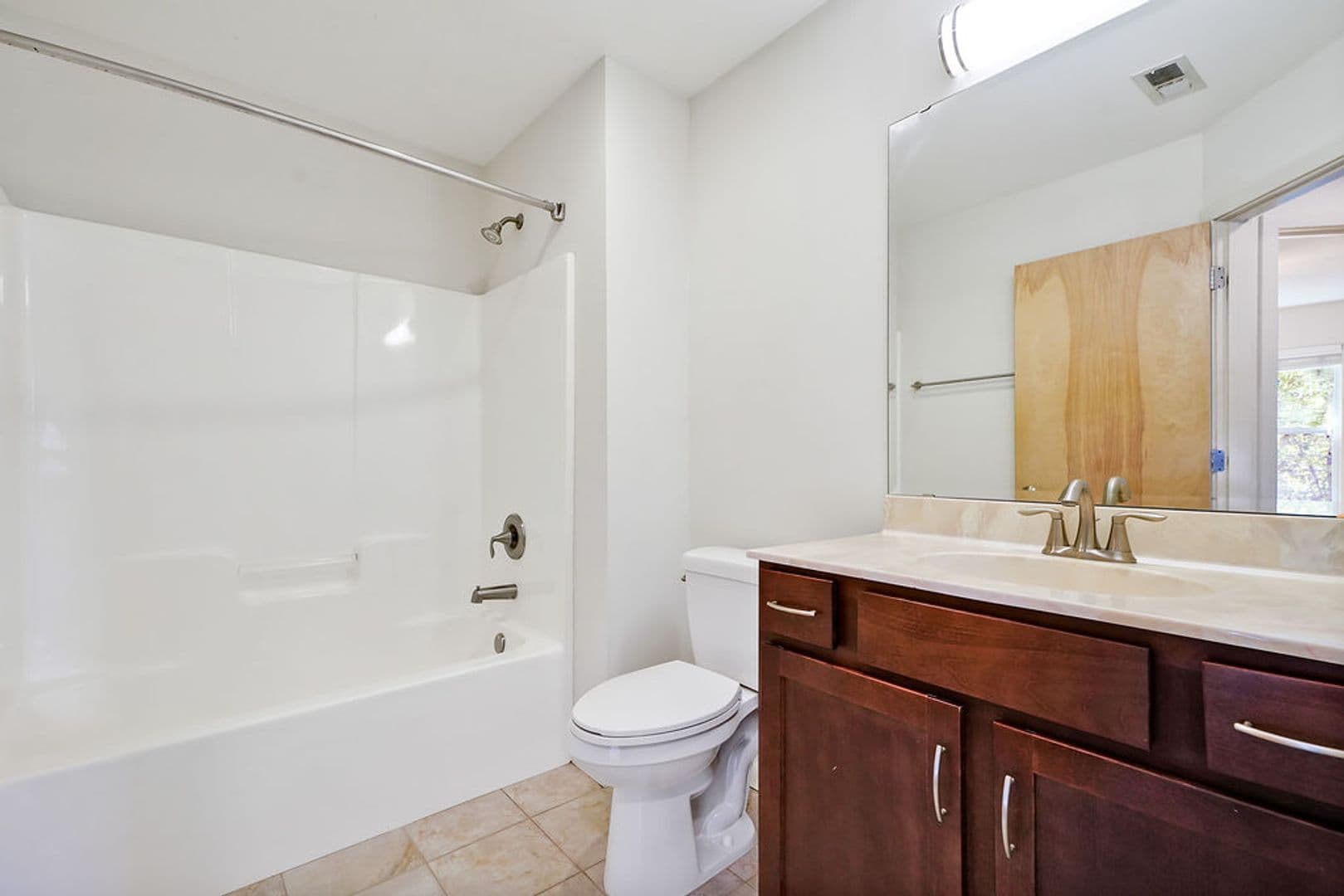 Wilmington Apartment: Fenway Lane