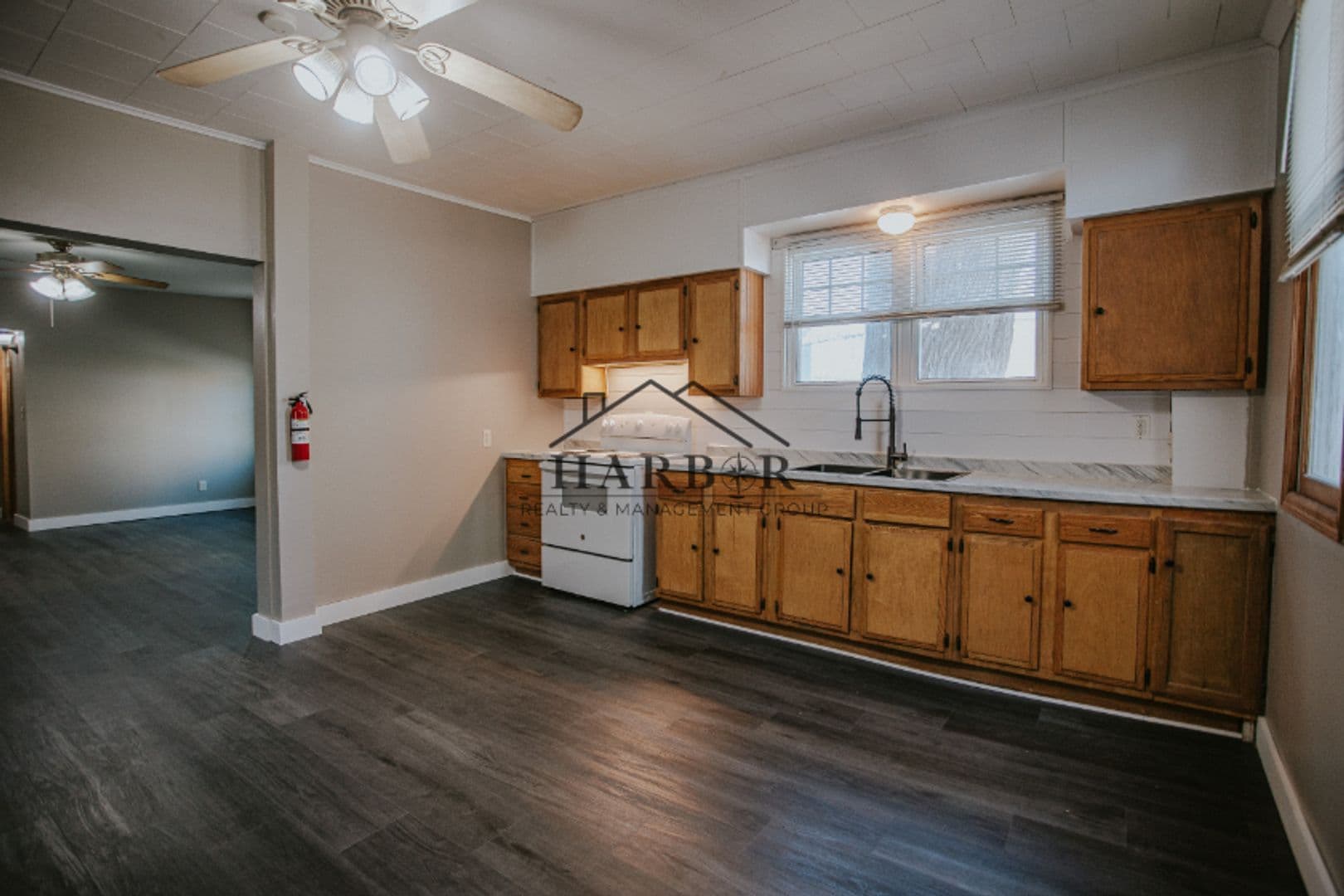 Hayfield Apartment: 24 W Main St