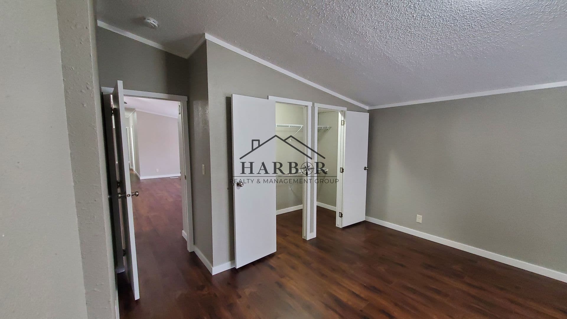 Kensington House: 23 Andreasen Drive