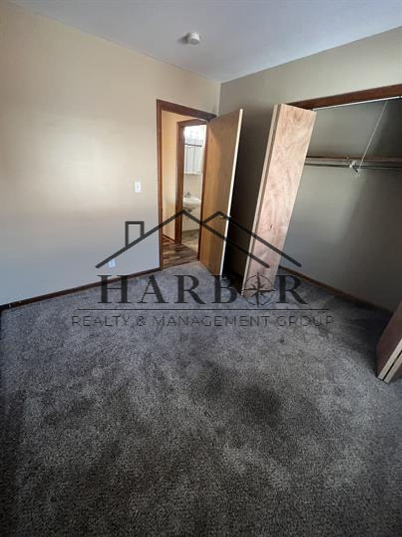 Austin Apartment: 202 11th Avenue Northwest