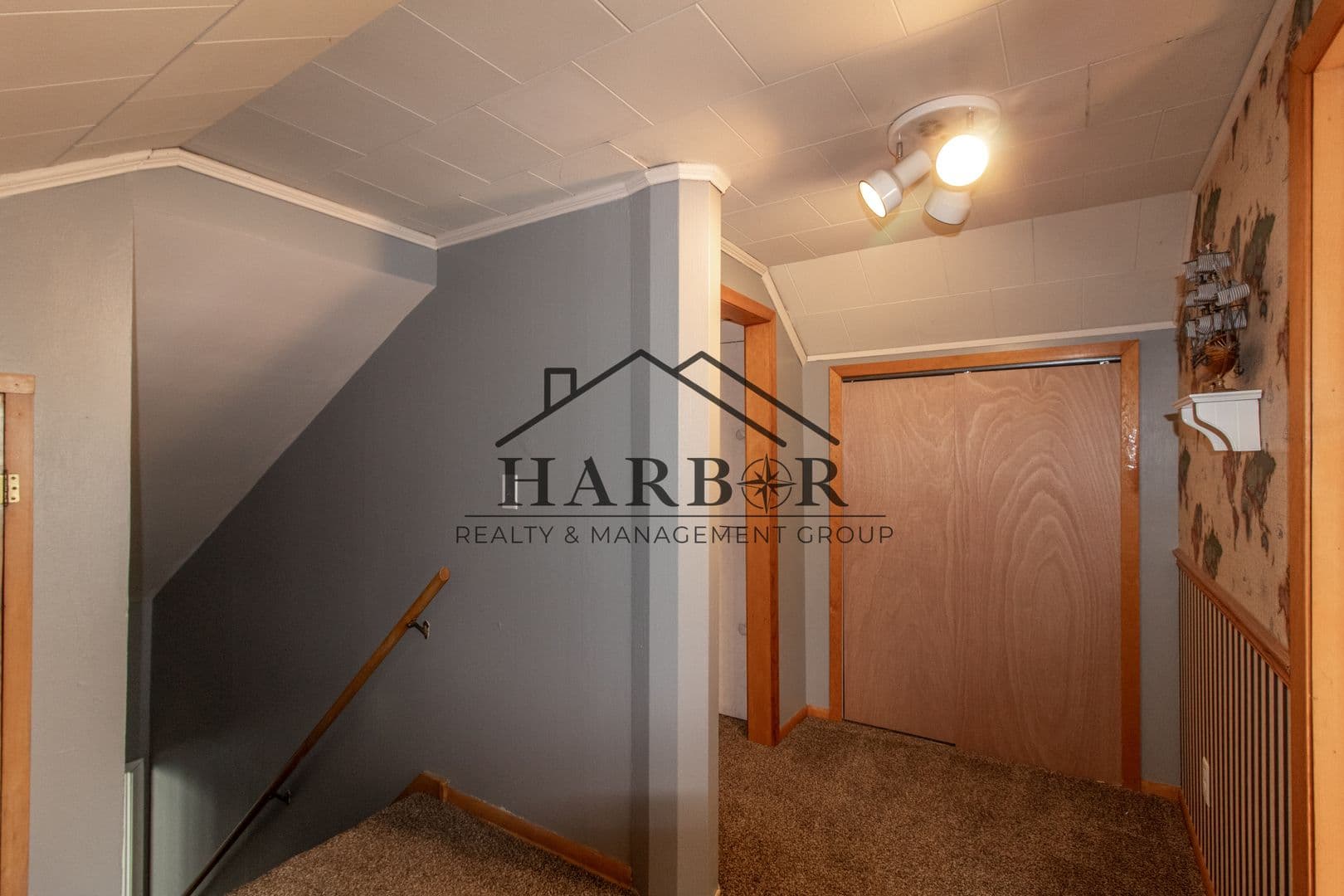 Rochester Apartment: 517 5th Avenue SE