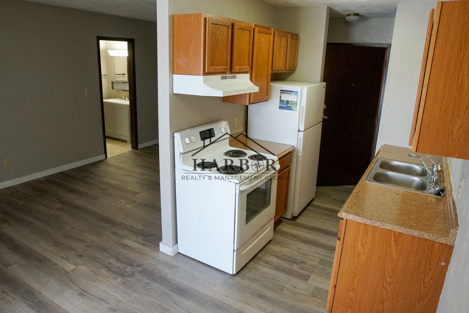 Austin Apartment: 900 14th Street NW