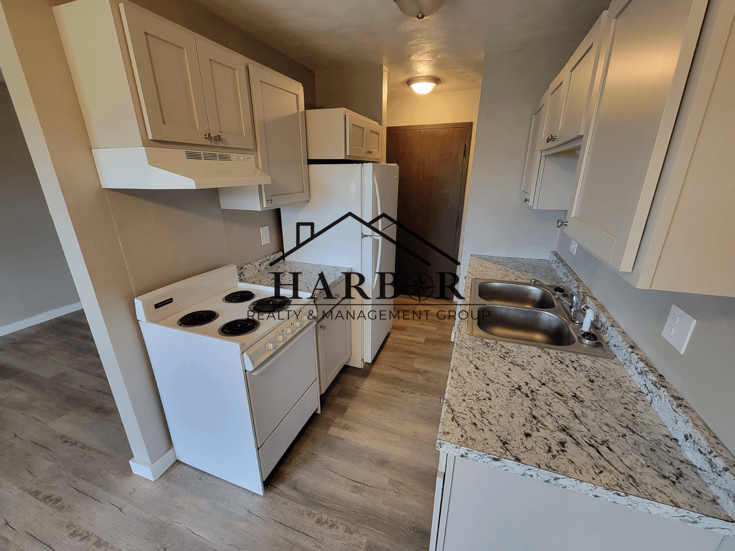 Austin Apartment: 900 14th Street NW