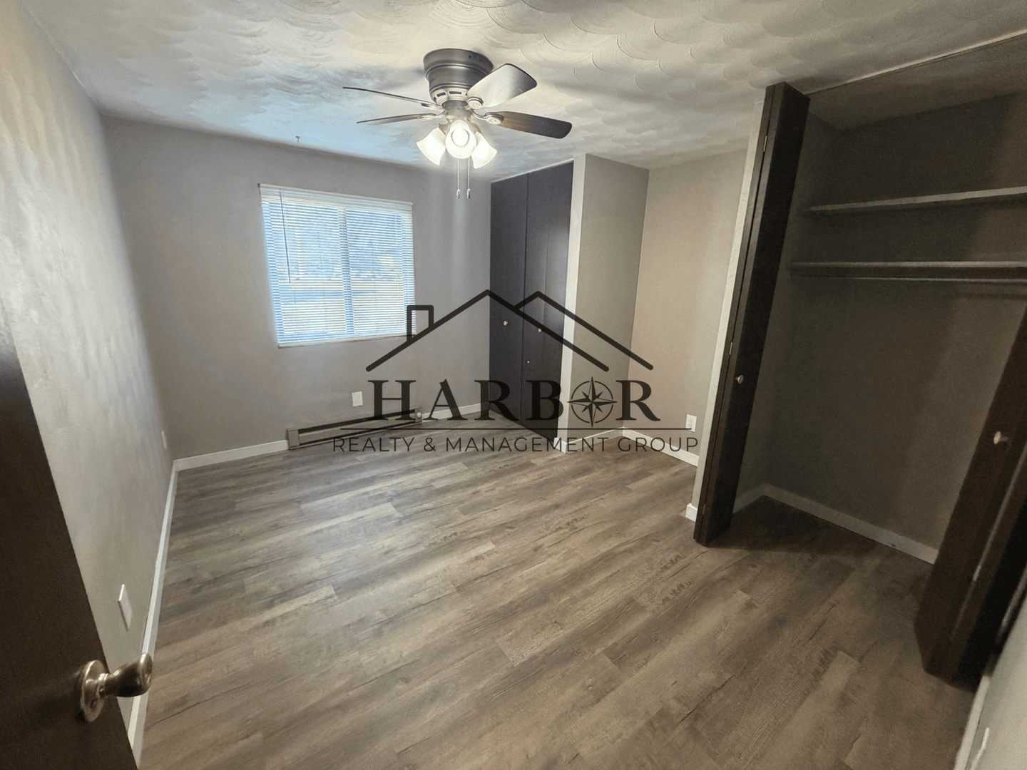 Austin Apartment: 900 14th Street NW