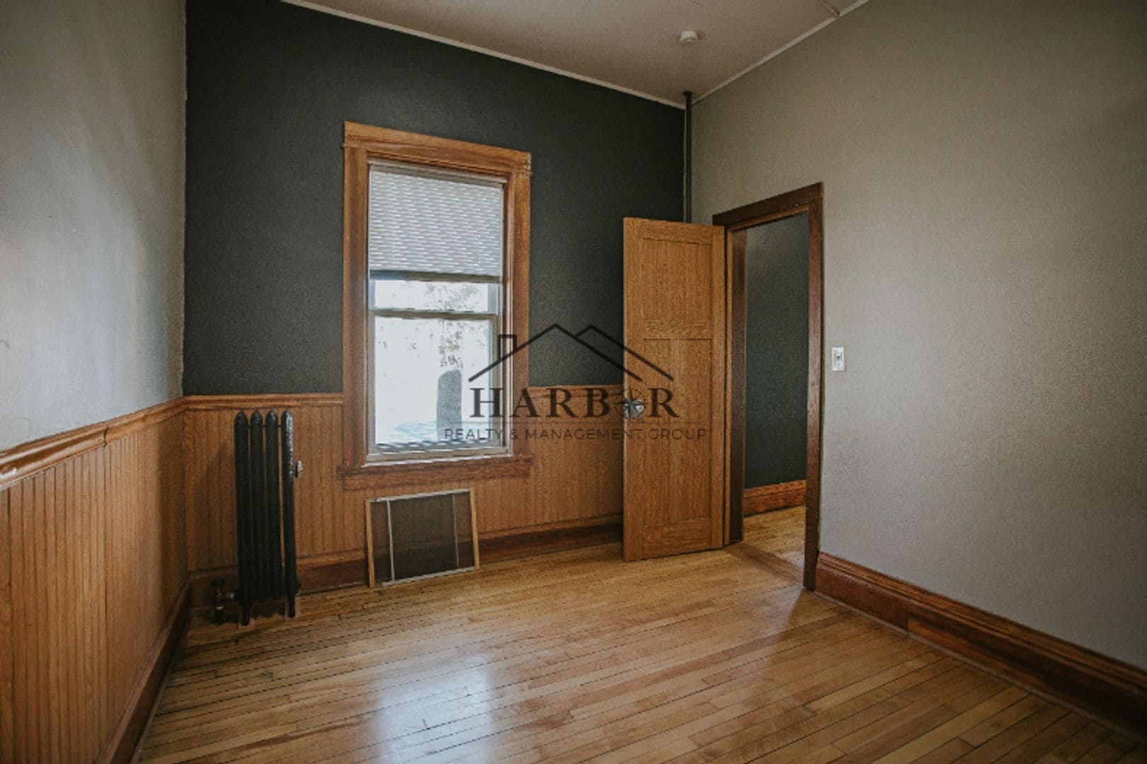 Hayfield Apartment: 24 W Main St