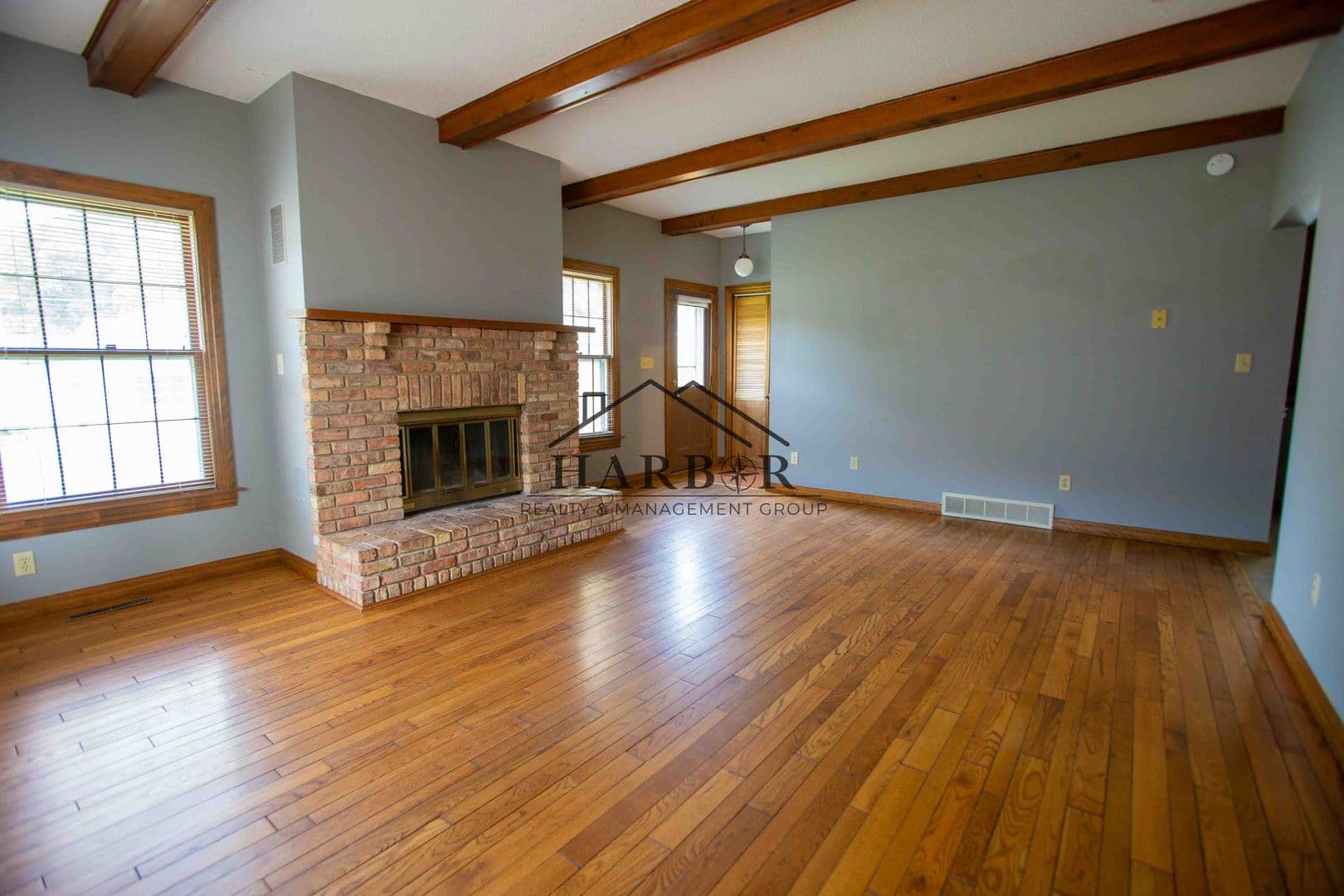 Rochester House: 825 6th Avenue SW