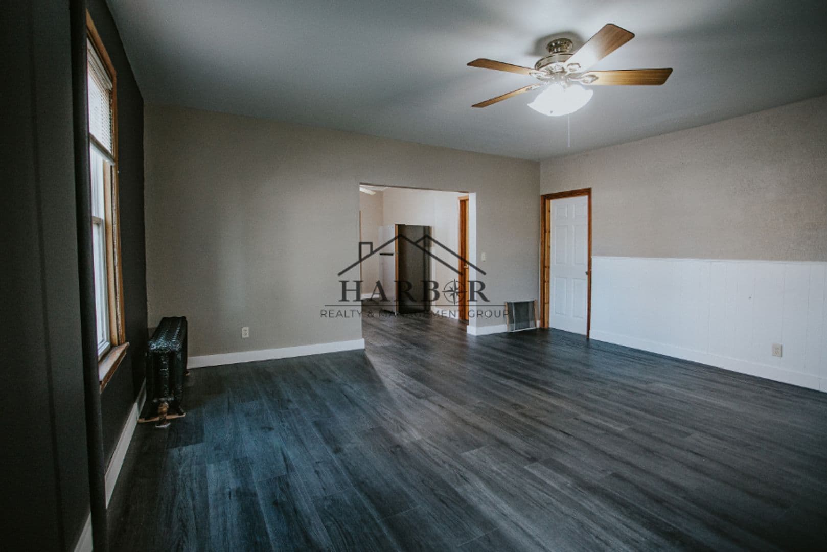 Hayfield Apartment: 24 W Main St