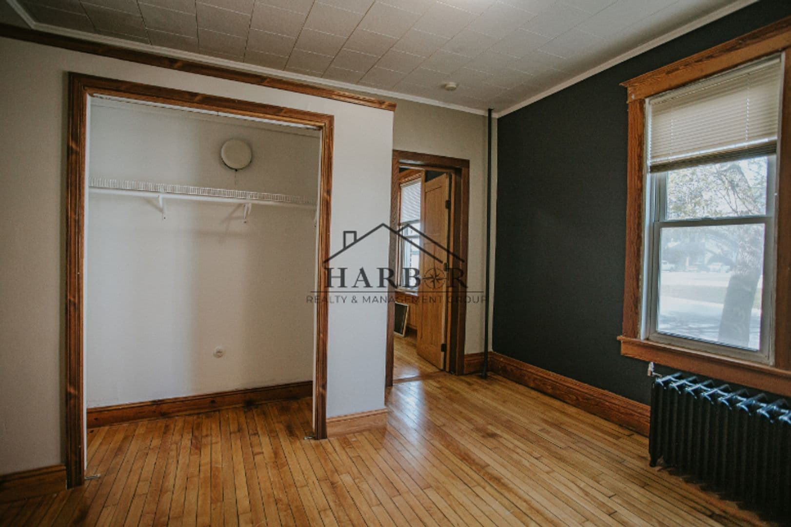 Hayfield Apartment: 24 W Main St