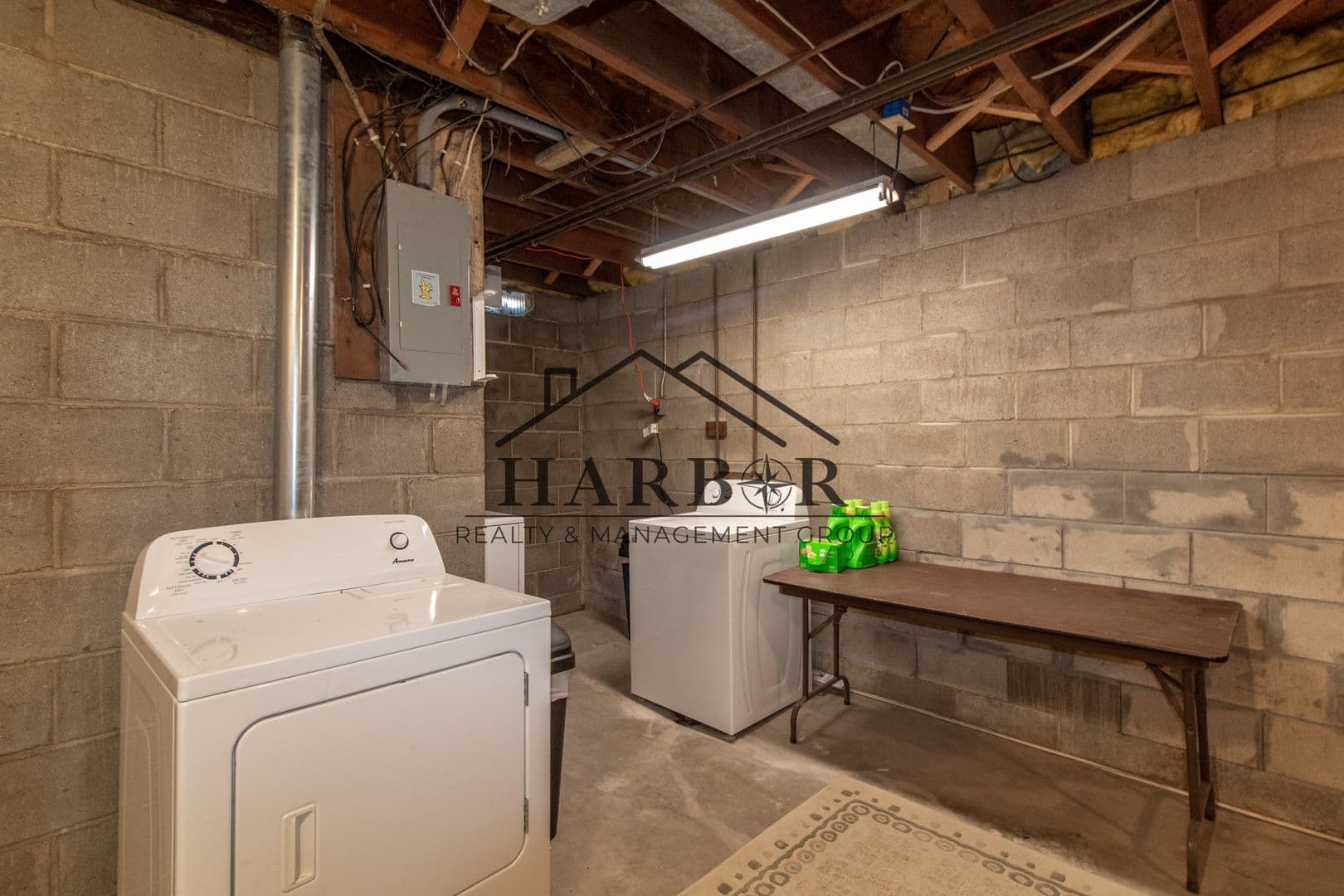 Rochester Apartment: 517 5th Avenue SE