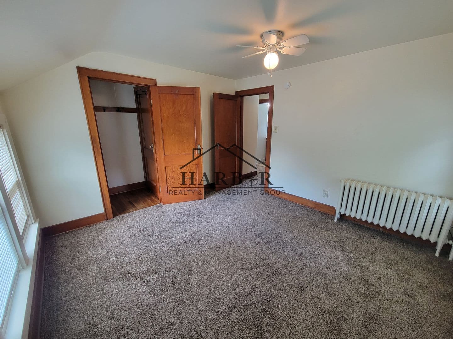 Austin Apartment: 907 8th Street SE