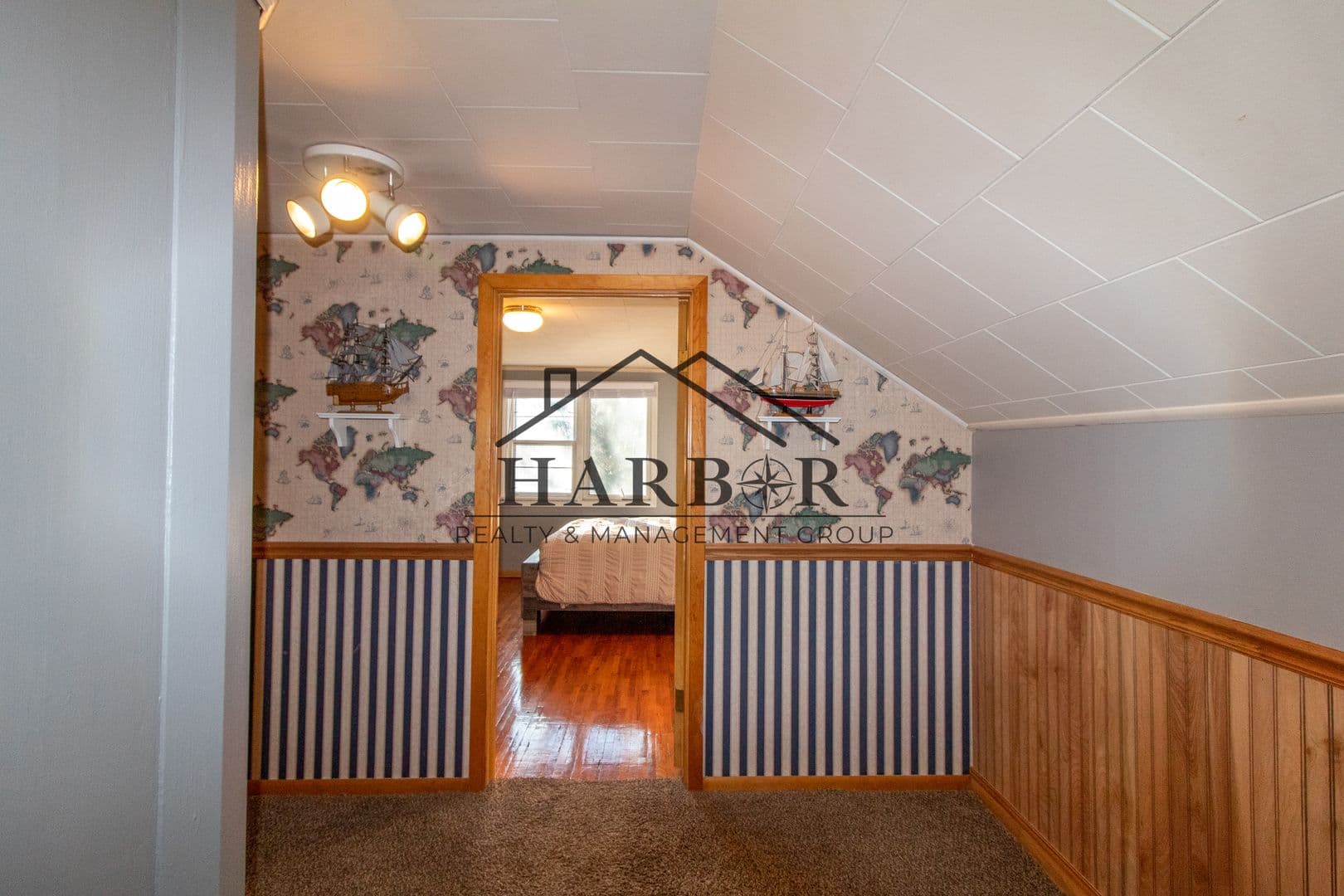 Rochester Apartment: 517 5th Avenue SE